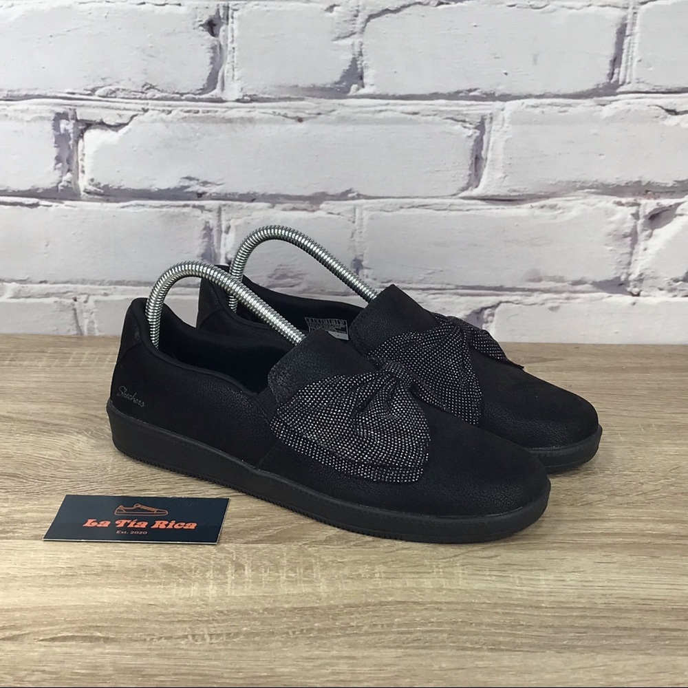 Skechers Air-Cooled Bow Black Slip On